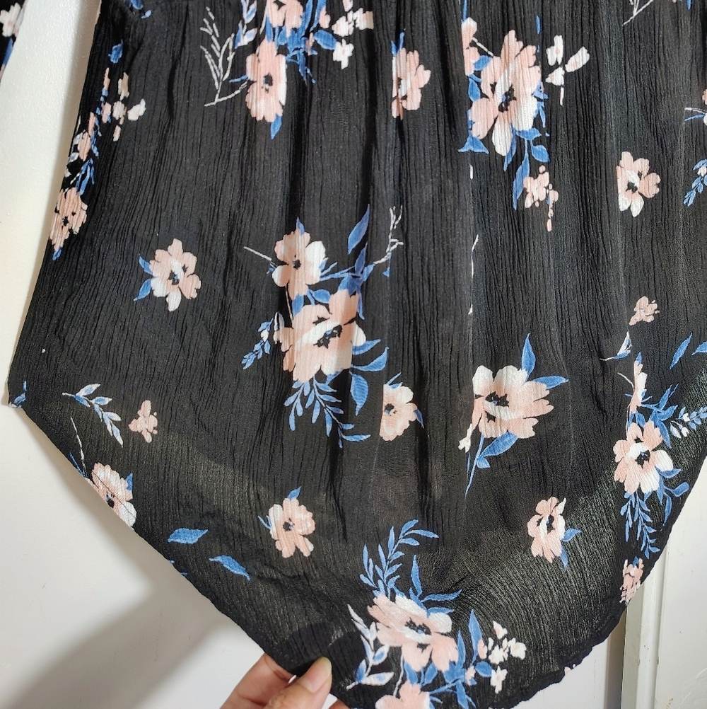 Torrid black floral blouse asymmetrical long sleeve elasticated waist rayon 1. - Picture 5 of 15